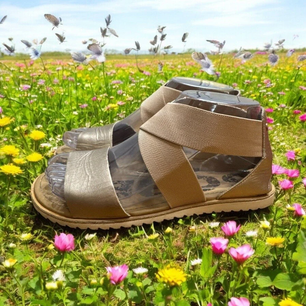 Sorel Ella II Sandals Shoes ‎ Strappy Summer Gladiator Cris Cross size  6 Gold